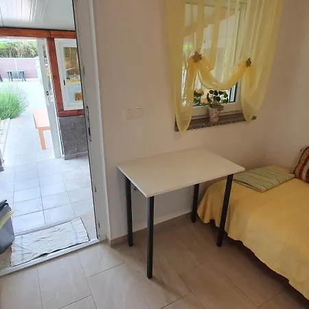 Holiday Nada Ferienhaus *